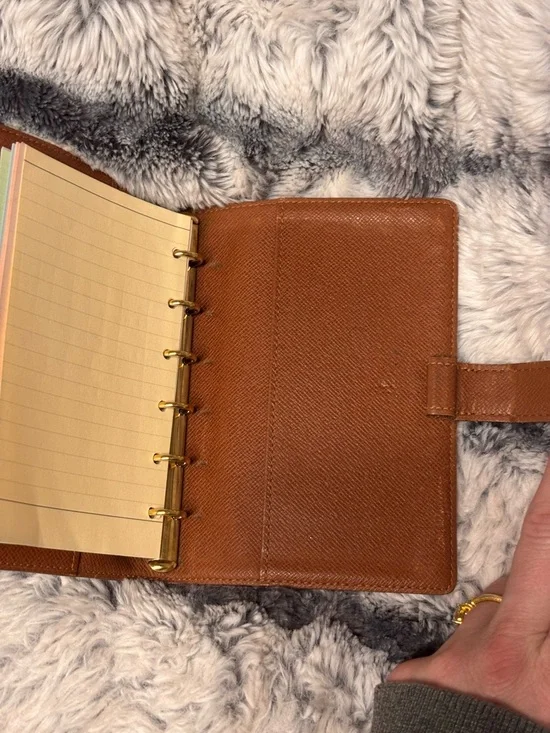 Louis Vuitton Classic Monogram PM Agenda Cover - Picture 8 of 12